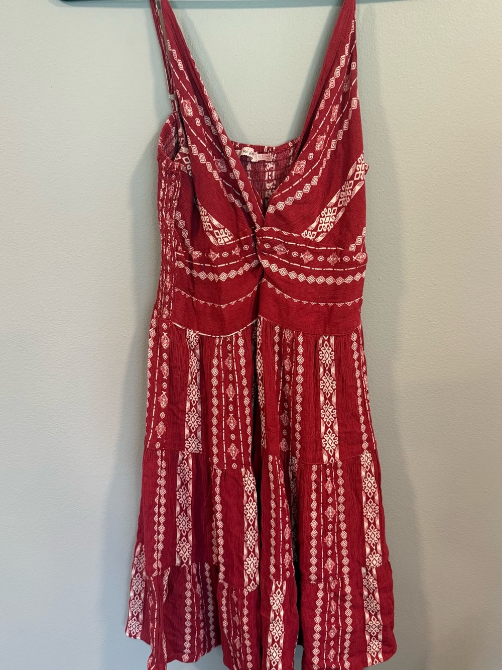 Mi Amore Red & White Printed Sleeveless Midi Dress